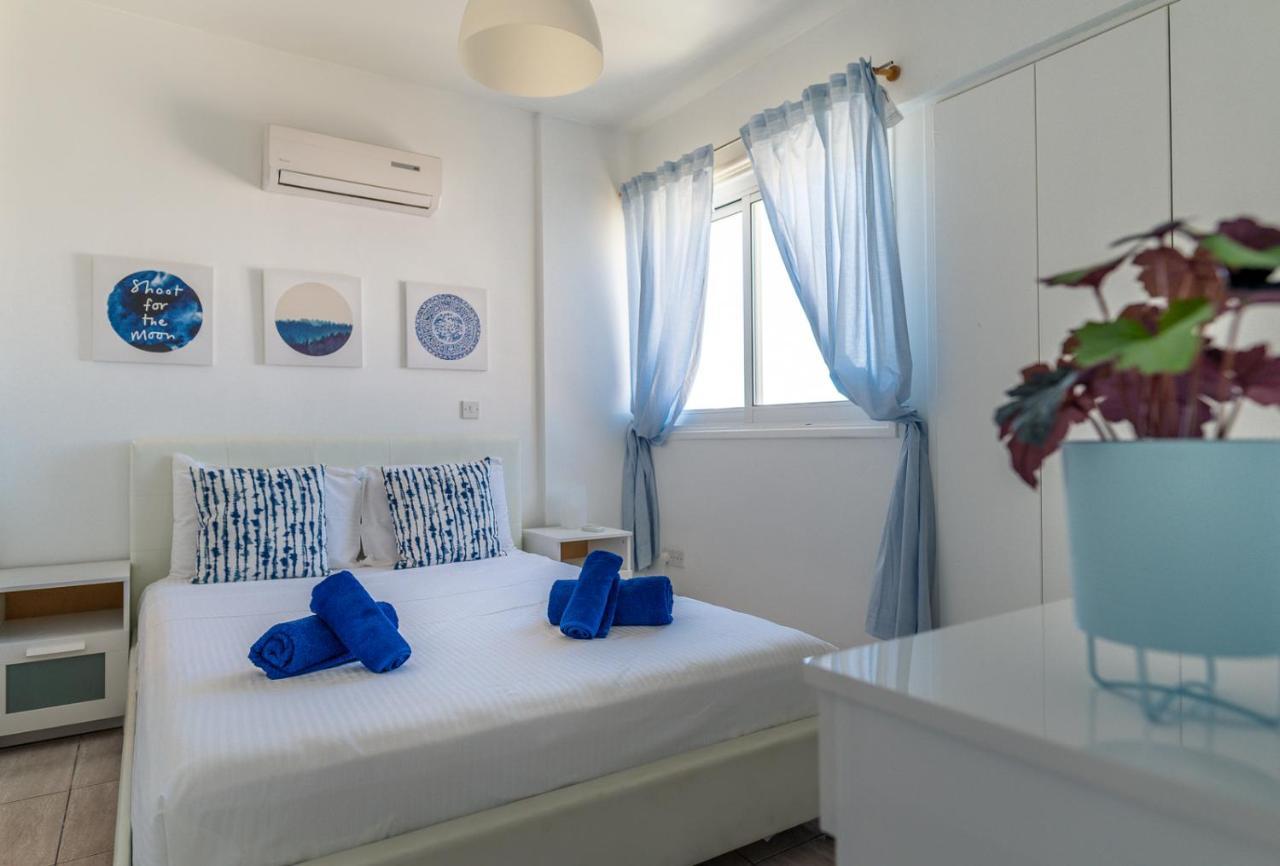 Makenzy Seaview Penthouse Apartman Lárnaka Kültér fotó